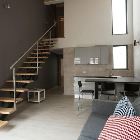 Typical House Faro Downtown Private Entrance Villa Exterior photo